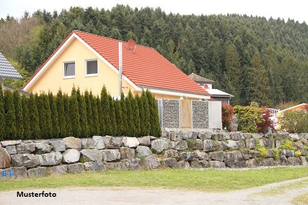 Doppelhaushälfte mit Carport + provisionsfrei +