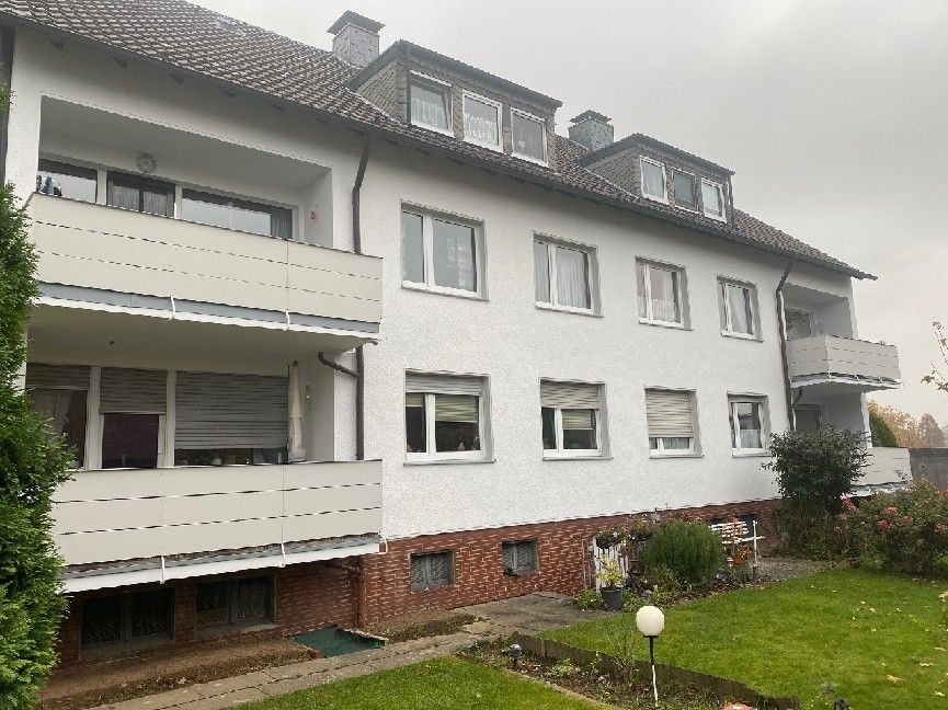 Renovierungsbedürftige 3-4 Zi.-Dachgeschosswohnung in beliebter Lage - provisionsfrei